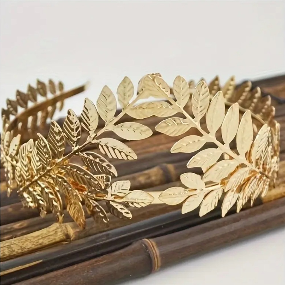 Elegant Gold Leaf Headband - Picture 3 of 4